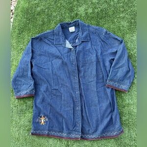 Vintage Disney Denim Button-Up Shirt with Embroidery Tigger, Size XL